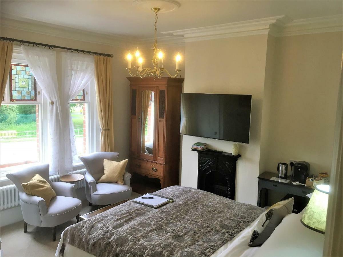Little Redlands B&B リンカーン エクステリア 写真